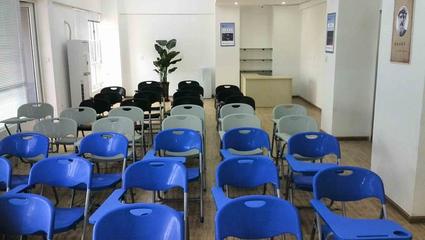 成都元立方精品教育咨询有限责任公司 专业教育咨询服务的引领者